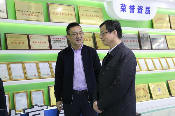 �x���Ό��������r(n��ng)����Ϣ��ƽ�_�������O(sh��)���ϵķe�O̽�����Գ�ֿ϶�