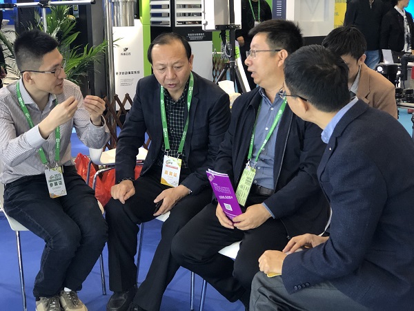 �����r�I�r��d��Ϣ�����Tǰ���� ȡ���ո���������؅R��