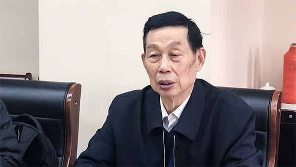 �O��������