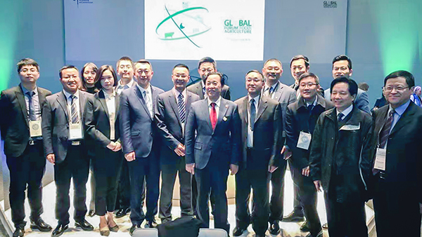 �������r(n��ng)�����L(zh��ng)����(y��ng)�S�����񸱲��L(zh��ng)�ʈF(tu��n)���L��(gu��)