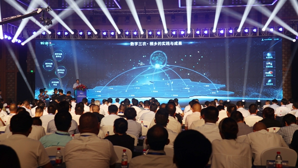 �������r���X���O