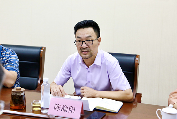 �T������ӛһ���c���ꖶ����L(zh��ng)�e����Մ������(hu��)